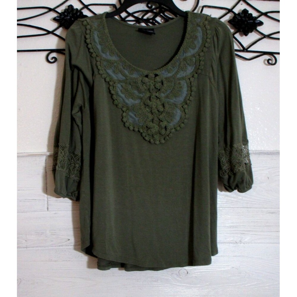 Wallpapher Knit Top Women's Size M Green Boho Long Sleeve Round Neck